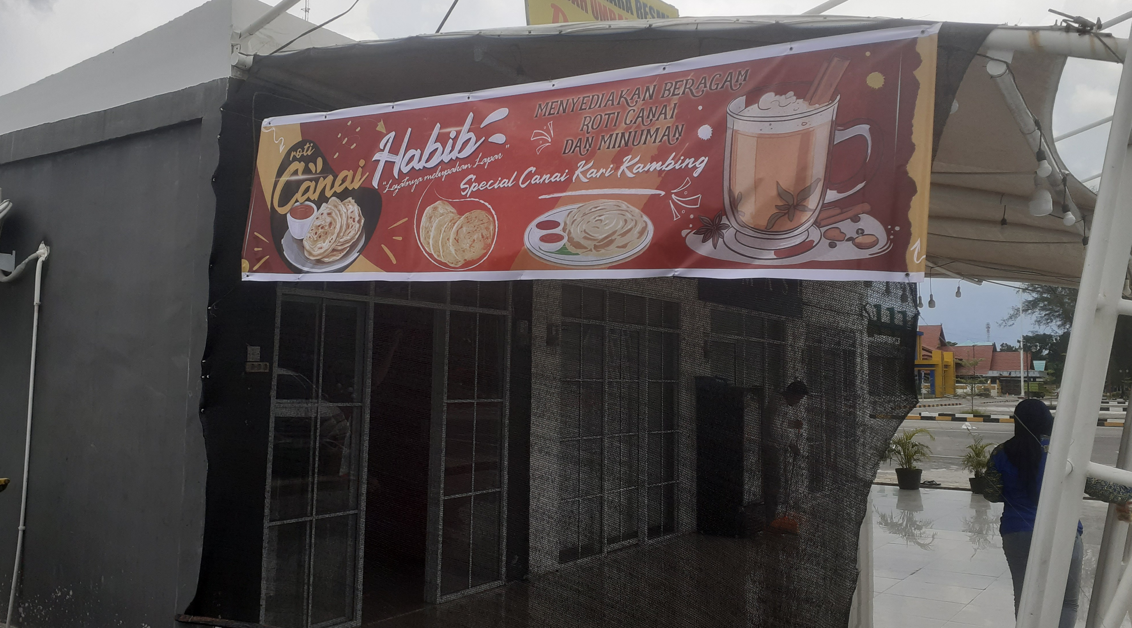 Canai Habib Resmi Dibuka: Sensasi Canai Kari Kambing Lezat di Depan Dumai Islamic Center