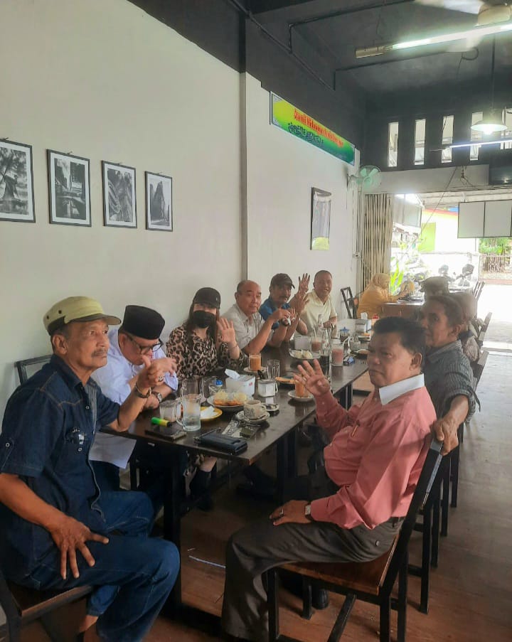 Alumni IKA FIA: Secangkir Kopi Hangat yang Memberi Inspirasi