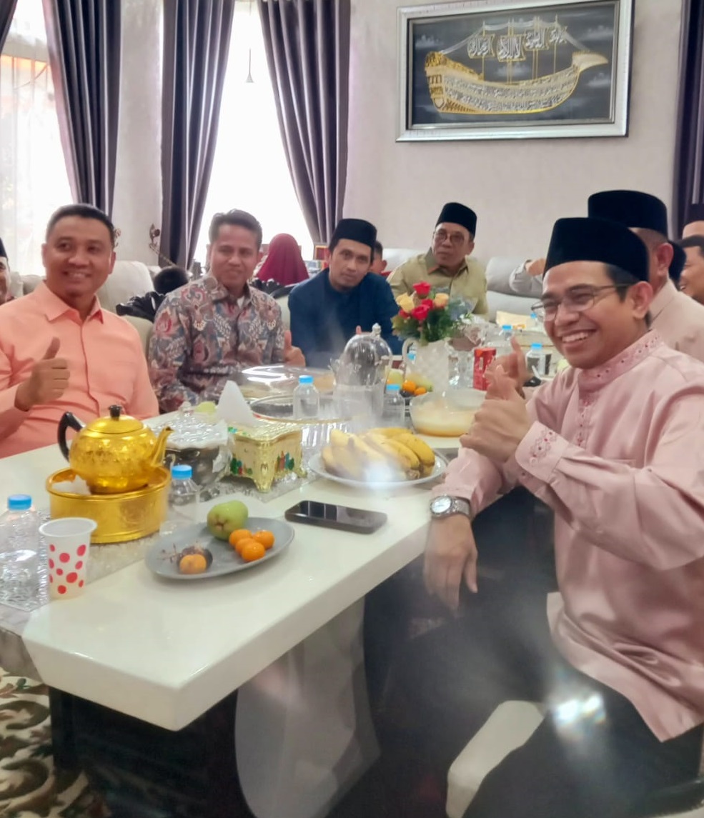 Acara halal bi halal bersama Hendry Munief,MBA