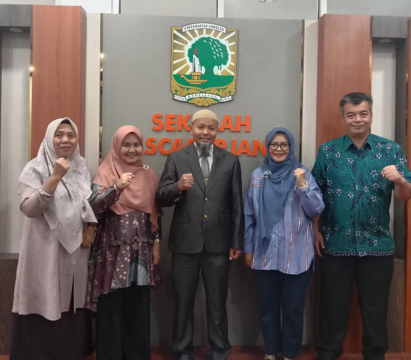 Dosen Fasilkom UPI YPTK Padang, Emil Naf’an, S.Kom., M.Kom., Ph.D. Raih Gelar Insinyur (Ir.) di Universitas Andalas