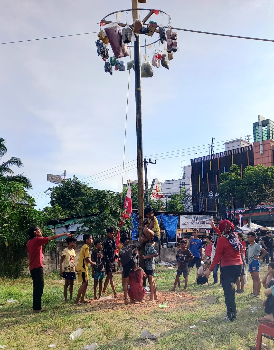 Semarak Peringatan Dirgahayu ke 80 Kemerdekaan Indonesia, di Lingkungan RW 1 Kelurahan Kotabaru Kecamatan Pekanbaru Kota