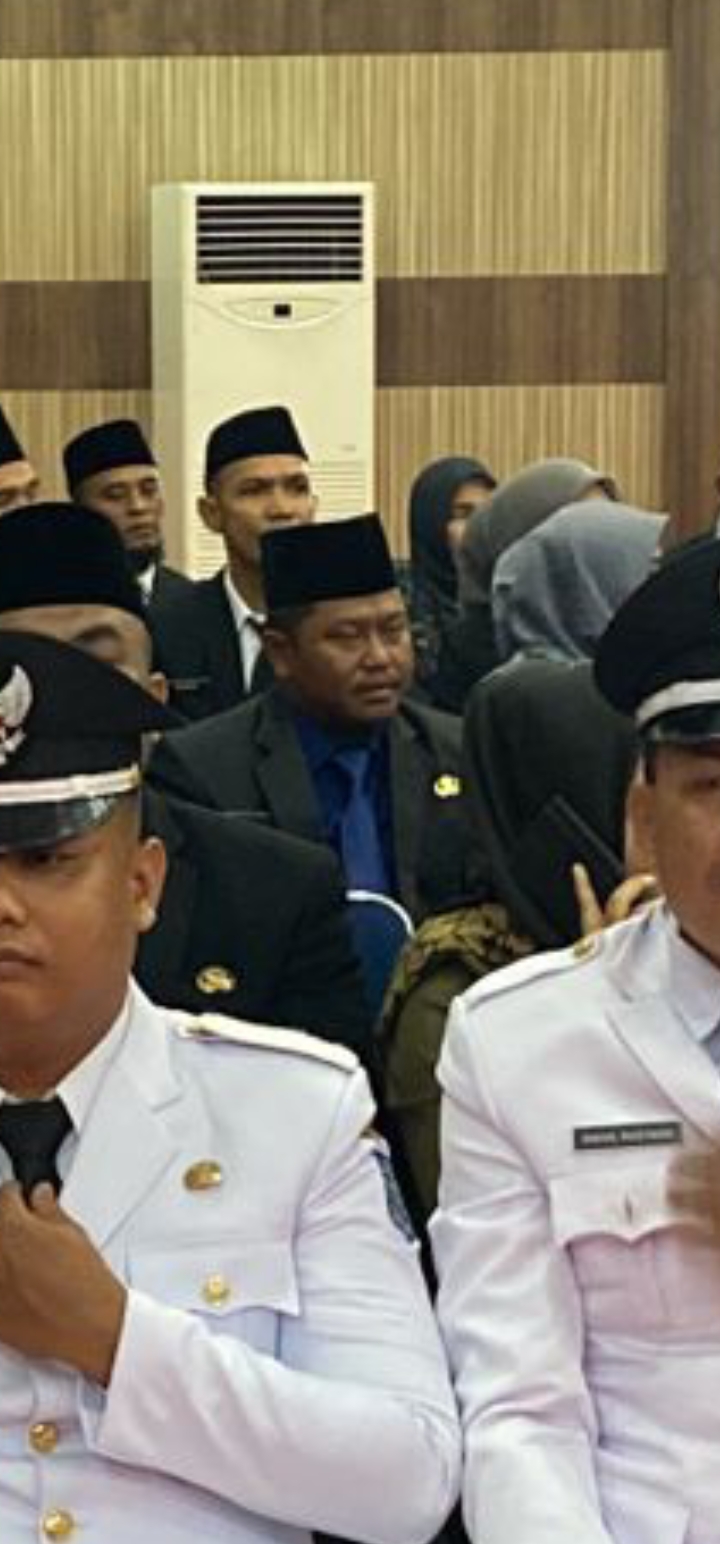 AL BUKHARI. SF, S.Pd.I, M.Pd.I Kepala UPT. Pelayanan dan Pengelolaan Pasar Kelas A Dinas Perdagangan/ ESELON IV.A